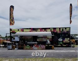 2003 8' x 35' BBQ Concession Trailer with Living Quarters and Bathroom / Barbe