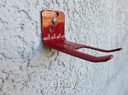 50-FORK STYLE WALL MOUNT 10 lb. SIZE FIRE EXTINGUISHER (AMEREX) BRACKET NEW