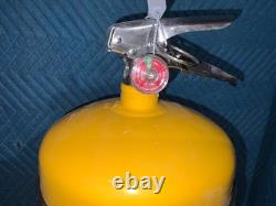 AMEREX B570 Fire Extinguisher Steel Color Yellow D 8C249 (S1K2)