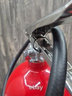 Amerex 331 Fire Extinguisher, 15 Lb Capacity, Class Bc, Ul Rating10bC