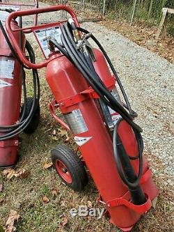 Amerex 334 100 LB Co2 Wheeled Fire Extinguisher Charged, 3yrs old