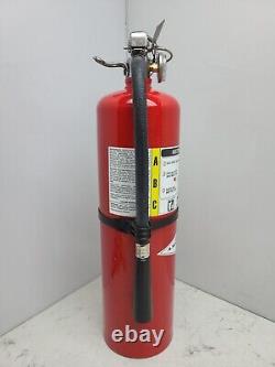 Amerex B441, 10lb ABC Dry Chemical Class A B C Fire Extinguisher