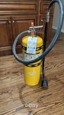 Amerex B570 Class D Sodium Chloride Fire Extinguisher 30 Lb