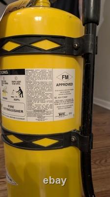 Amerex B570 Class D Sodium Chloride Fire Extinguisher 30 Lb