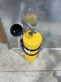 Amerex B570 Class D Sodium Chloride Fire Extinguisher 30 lb Read Description