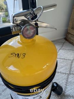 Amerex Class D Fire Extinguisher Mint Condition B570