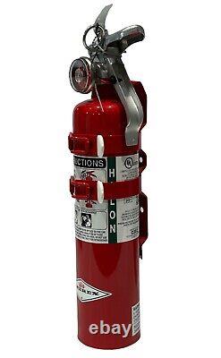 Amerex FE C352TS 2.5 lb. BCF USA AM Halon 1211 Fire Extinguisher With Bracket