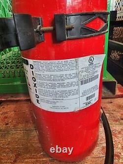 Amerex Fire Extinquisher 330 10 lb. Carbon Dioxide (10BC) (Never Used)