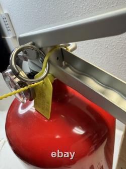 Badger 22603 10 lb withWall Hook -ABC Dry Chemical Fire Extinguisher