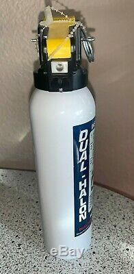 Dual Halon Fire Extinguisher Right Out Boat or Car No. S640616 Model RT-A400