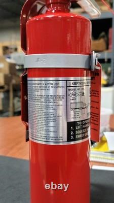 Gm Fire Extinguisher 67-72