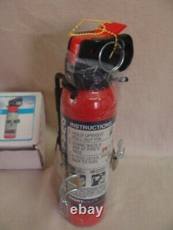 H3R Aviation Light Weight Disposible Halon Fire Extinguisher RT A 400 New