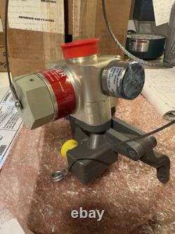 Military Kidde Fire Extinguisher Release Valve 424649-1 47400-402-1 10533