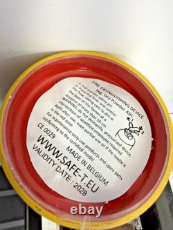 SAFE-T Vespa Yellow Fire Extinguisher SL1802 withOriginal Container NEW