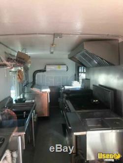 Used Step Van Mobile Kitchen / Ready for Service Food Truck for Sale in New Mexi