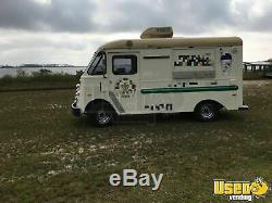 Vintage Restored 1957 19' Grumman Olson Kurbside Shaved Ice / Soft-Serve Truck