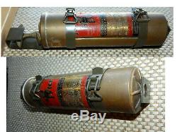 Wwii Fire Extinguisher Fyr-fyter & New Bracket Jeep MB Gpw Cckw M38 Cj2a