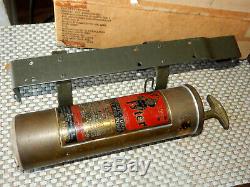 Wwii Fire Extinguisher Fyr-fyter & New Bracket Jeep MB Gpw Cckw M38 Cj2a